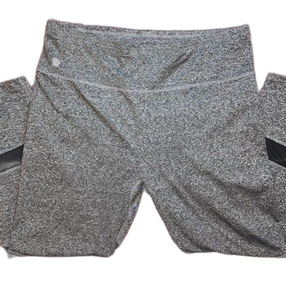 Ebb & Flow Grey and Black Mesh Leggings Size Large